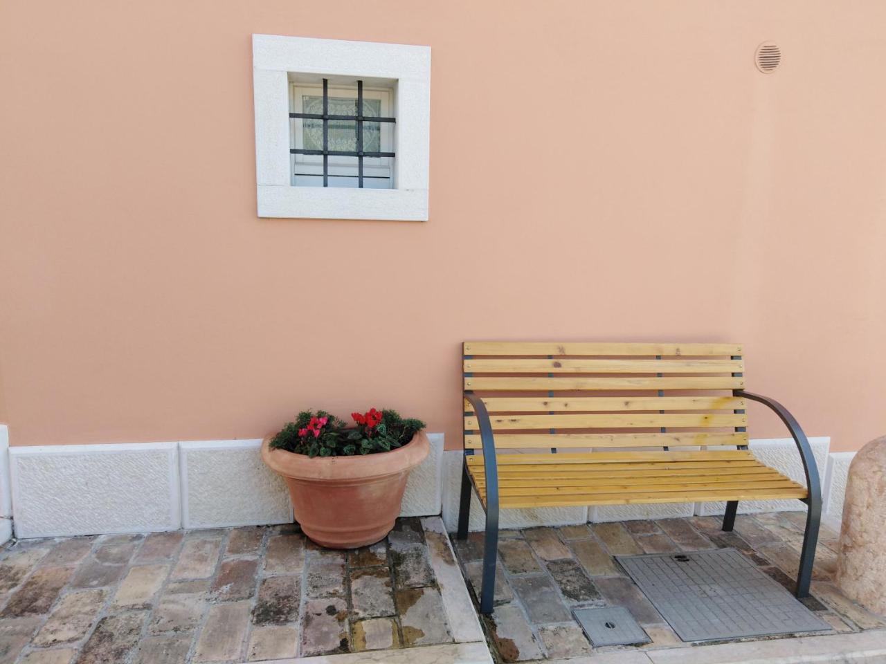 Casa Del Capitello Apartment Caprino Veronese Luaran gambar